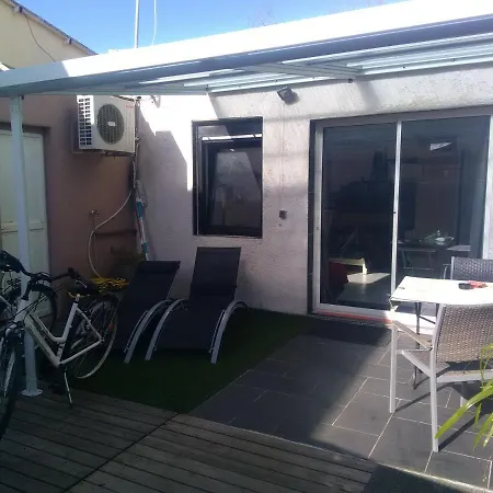 Studios - Bord De Plage Vias Exterior photo