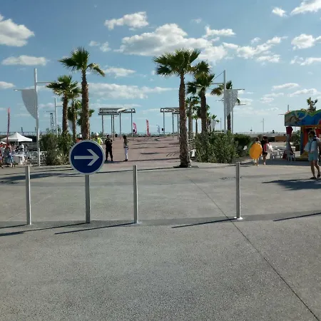Studios - Bord De Plage Vias Exterior photo