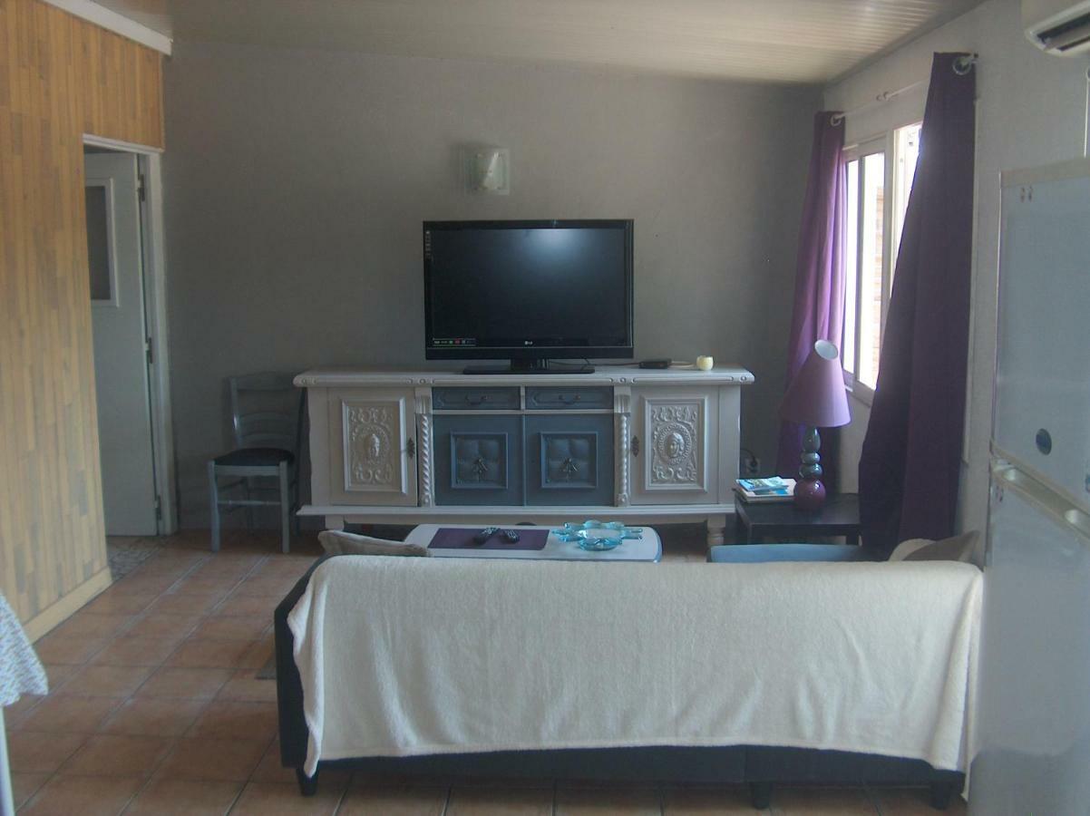 - Bord De Holiday home Vias